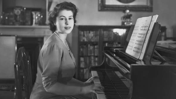 Poster Queen Elizabeth II