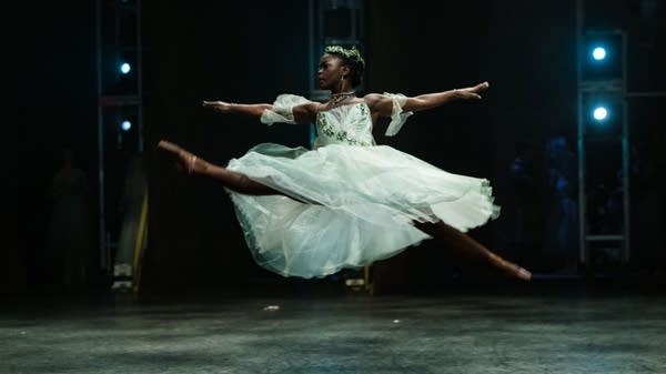 Poster Ballet dancer Michaela DePrince