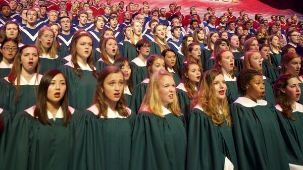 Enjoy the 2021 St. Olaf Christmas Festival