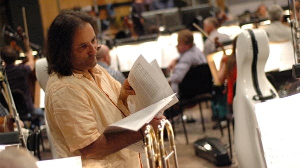 Top Score: Robert Elhai makes a splash in Hollywood and beyond