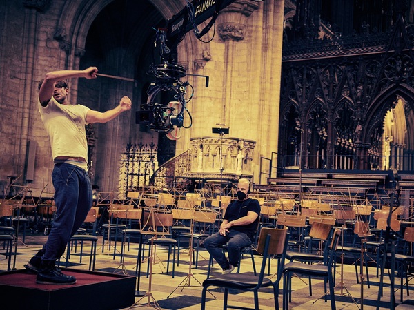 Cooper and Nézet-Séguin on the set of Maestro.